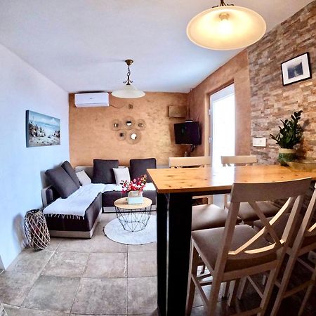Apartments Obradovic Krasići Εξωτερικό φωτογραφία