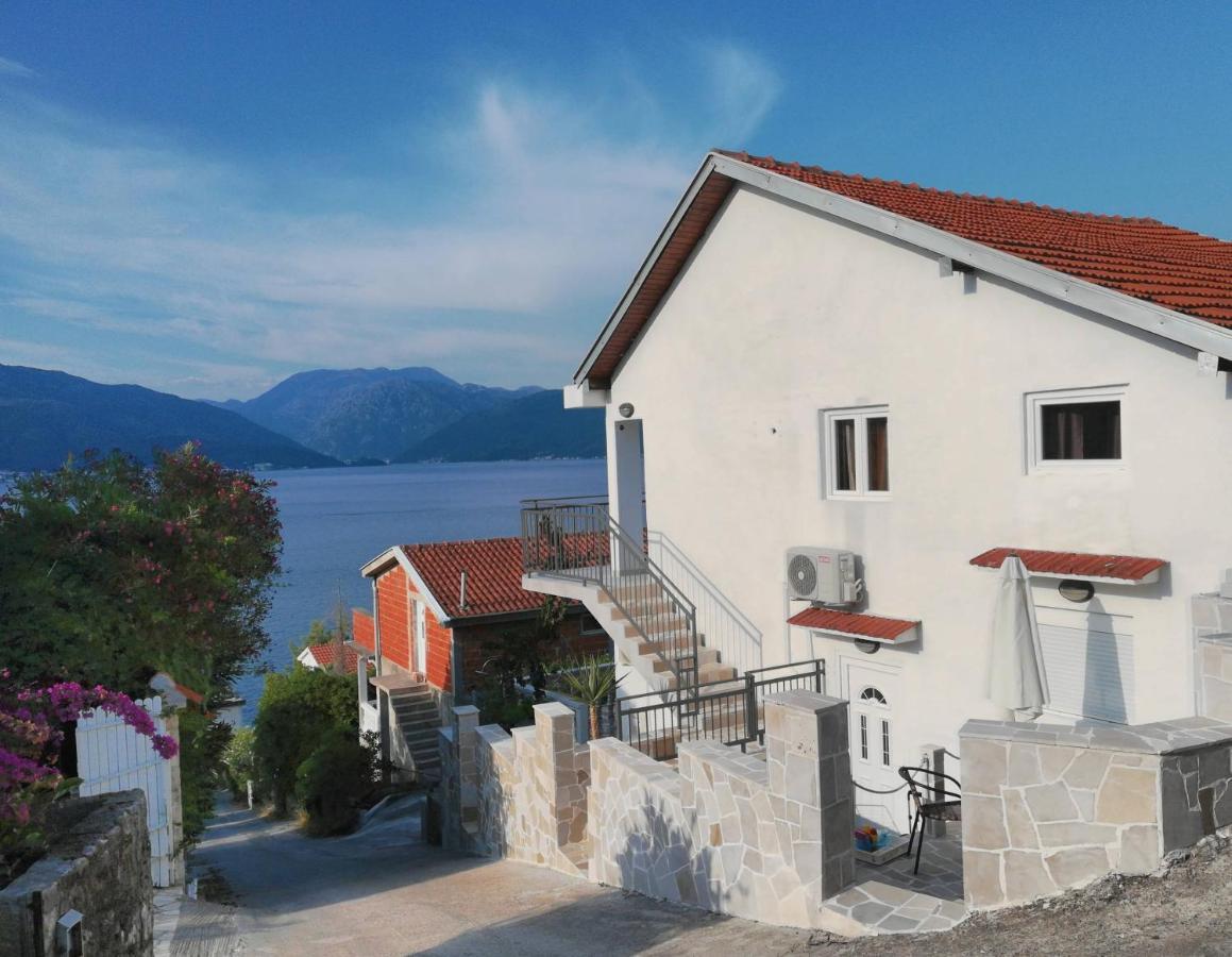 Apartments Obradovic Krasići Εξωτερικό φωτογραφία