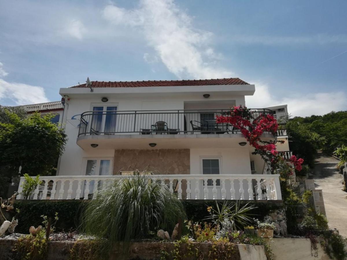 Apartments Obradovic Krasići Εξωτερικό φωτογραφία