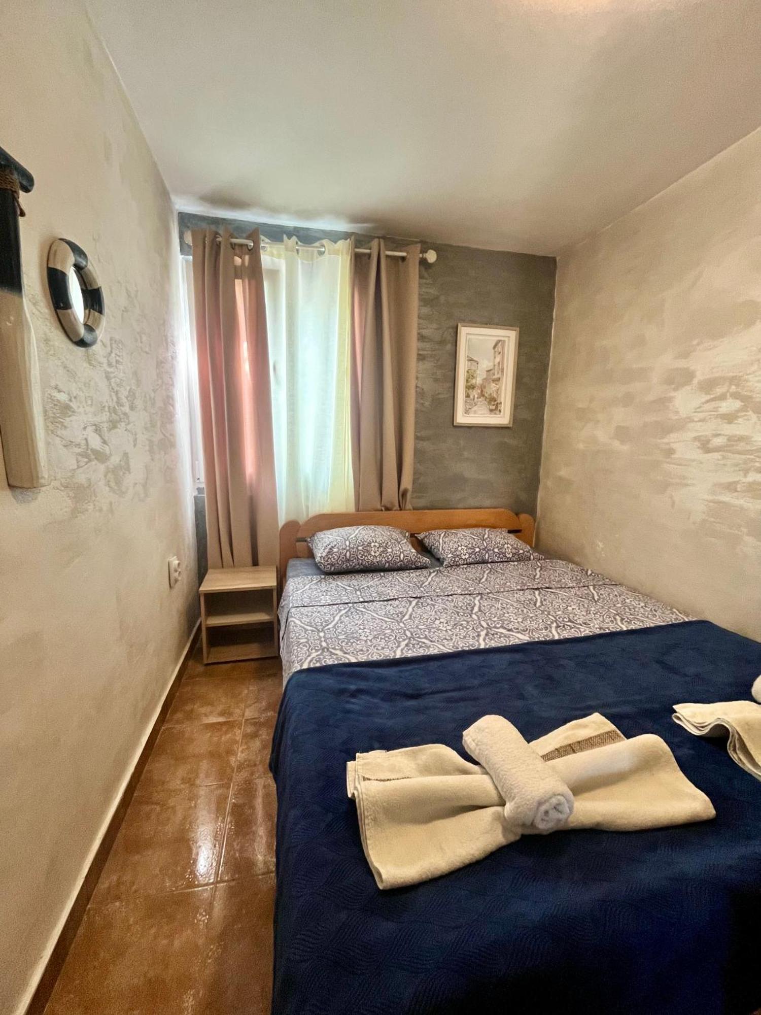 Apartments Obradovic Krasići Δωμάτιο φωτογραφία