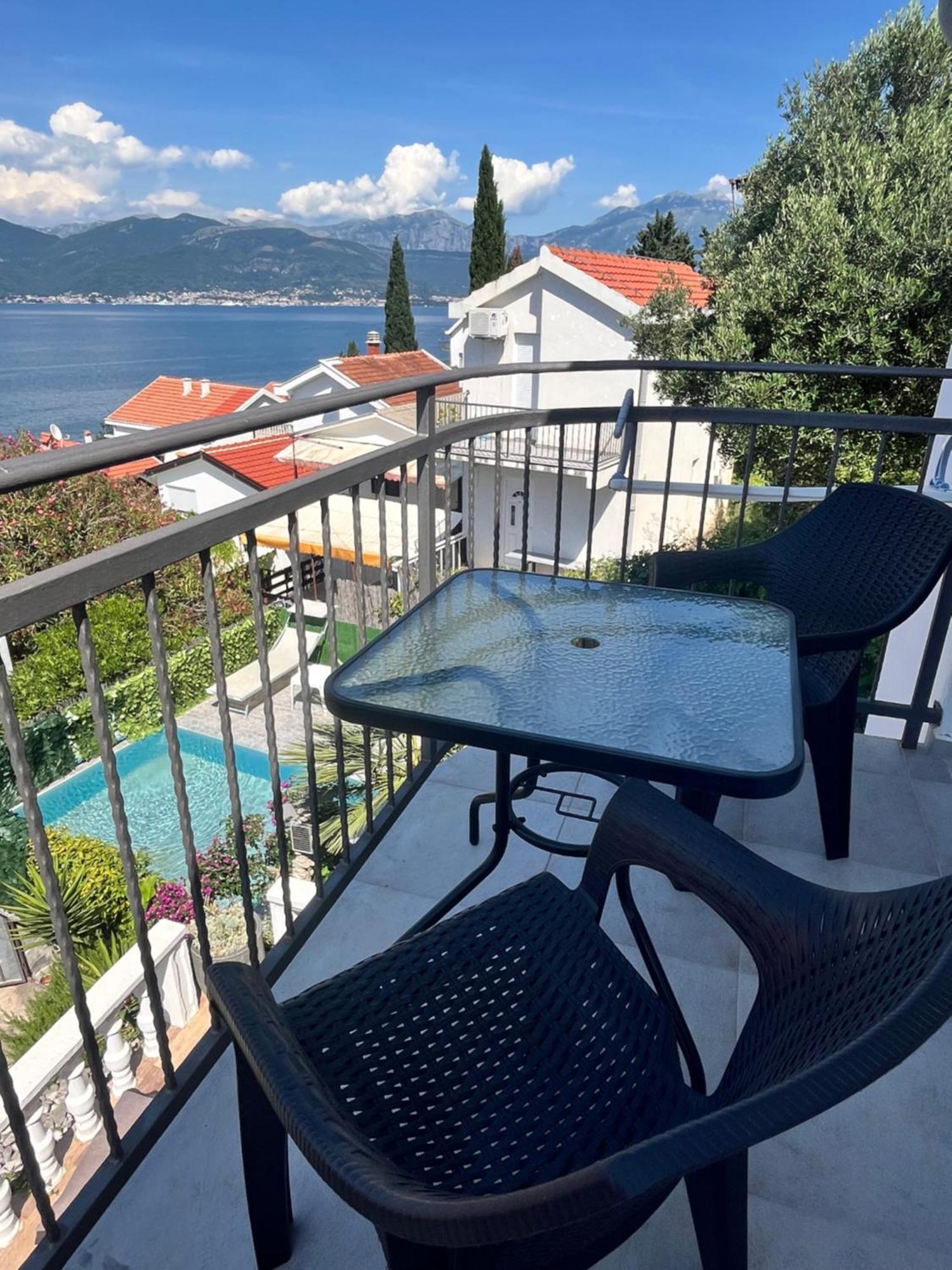 Apartments Obradovic Krasići Δωμάτιο φωτογραφία